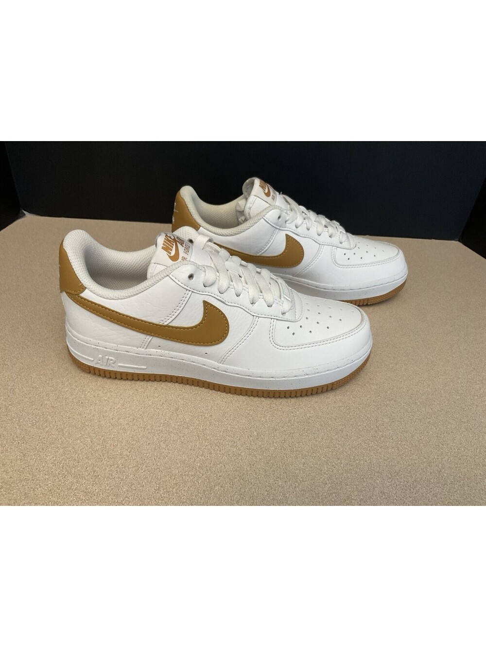 New! Womens Nike Air Force 1 07 Next Nature AF1 White/Flax Shoes. Size 6.5. Nice